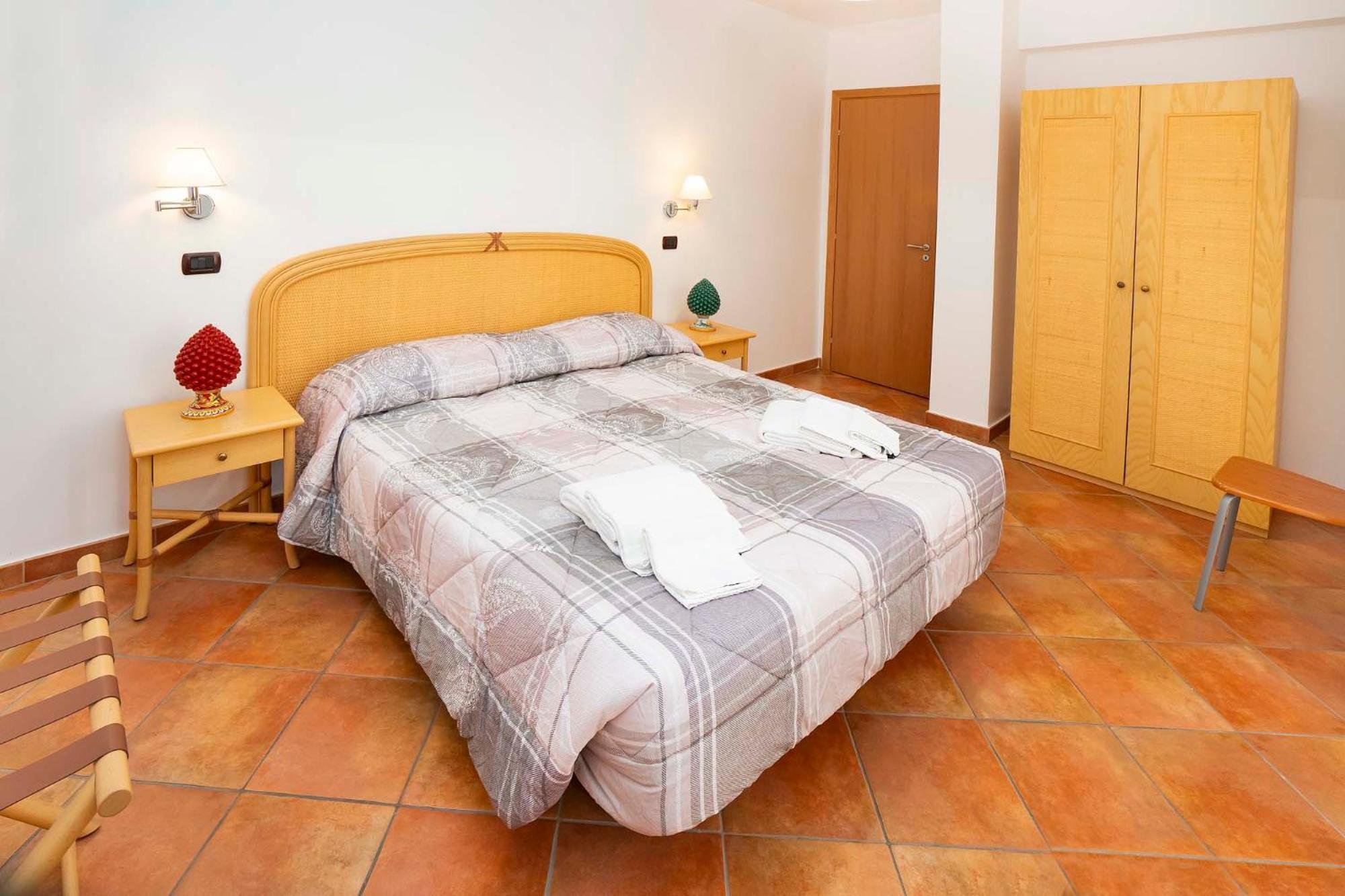 Le Tartarughe Aparthotel Letojanni Exterior foto